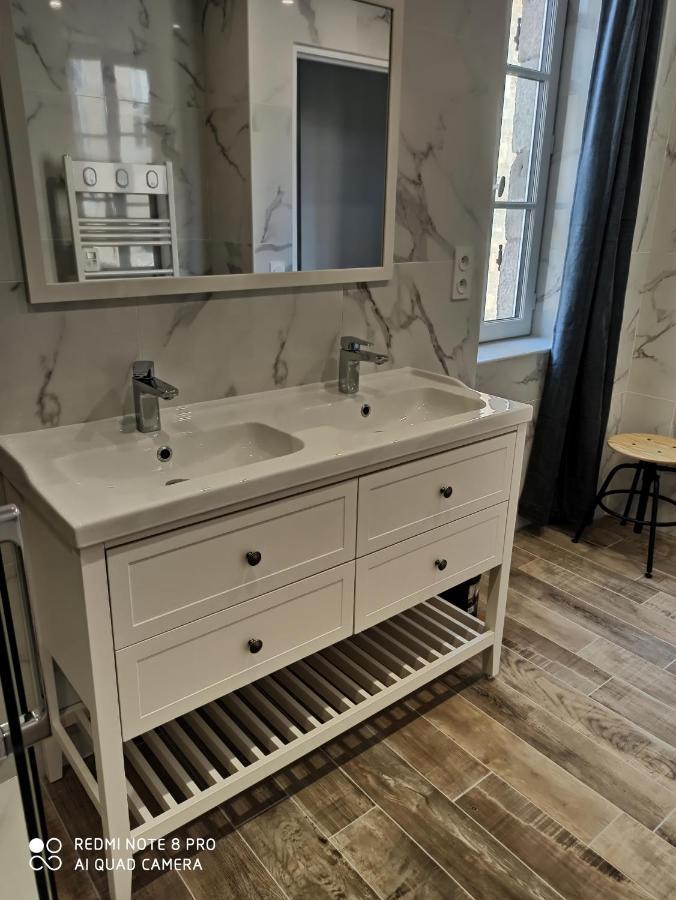 Апартаменти Triplex 110 M2 Centre Historique Avec Jacuzzi Дінан Екстер'єр фото
