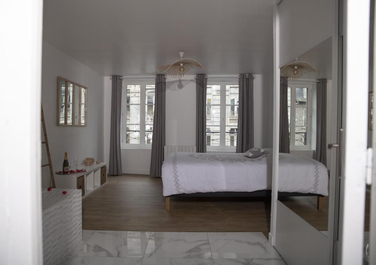 Апартаменти Triplex 110 M2 Centre Historique Avec Jacuzzi Дінан Екстер'єр фото